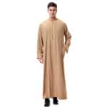 Tenue traditionnelle arabe pour homme